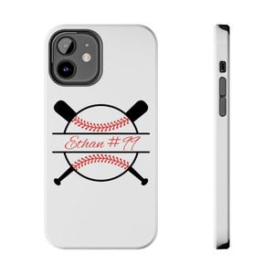Könnte beinhalten: Weisses Handy-Case mit einem Baseball-Design und dem Text "Ethan #99" in Rot.