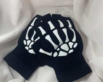 Fingerlose Skelett-Handschuhe: Gothic Winter-Mode-Accessoire