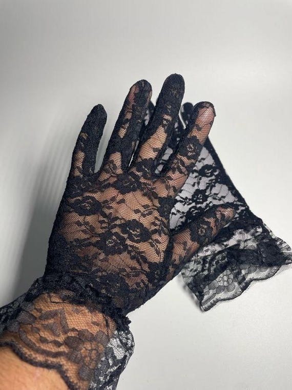 Elegant Black Lace Gloves - Bridal Wedding Accessories | Vintage Floral Design | Victorian Inspired Formal Gloves