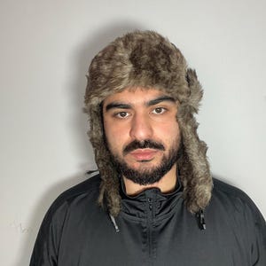 Rustikale Kunstpelz Trappermütze mit Ohrenklappen Wintermode Fliegermütze