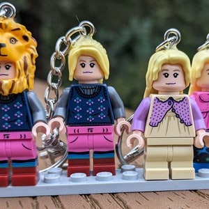 Luna Lovegood minifigure keychain