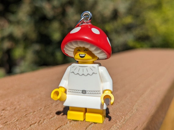 激レア レトロ 娯楽用 エンボス　アミューズメント メダル 102枚 Mushroom Sprite minifigure keychain - Etsy 日本