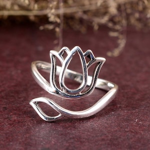 Sterling Silver lotus Ring, Adjustable lotus Ring, lotus Flower Silver Ring, Women Wedding Ring, Handmade lotus Designer Ring, Ring For Her,