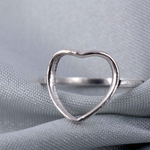 925 Sterling Silver Heart Ring, Simple and plain Heart Ring, Women Wedding, Heart Ring, Dainty promise Ring, loves Silver Ring, love Jewelry