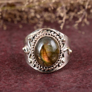 Blue Flashy Labradorite Ring, Natural Gemstone Ring, Handmade Designer Labradorite Ring, 925 Solid Silver Wedding Ring, Ring For Women,