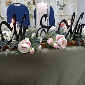 Wedding &quot;Mr & Mrs&quot; words