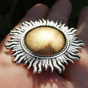 Solstice - Scrying Mirror Broach. Gold Scrying Mirror. Etched Metal Case & Handpainted Cabochon. Sunburst. Magick, Divination, Witchcraft.
