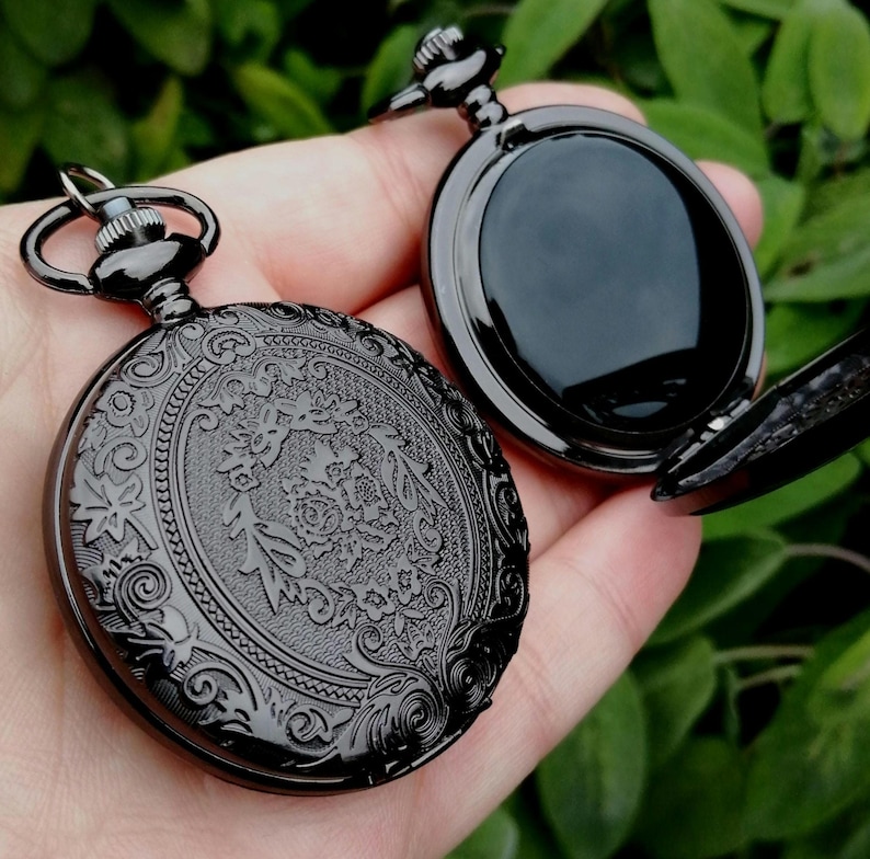 scrying mirror