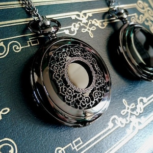 scrying mirror