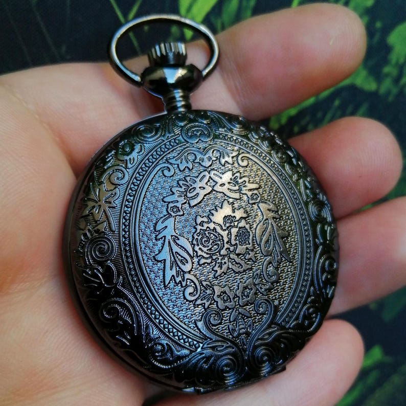 scrying mirror