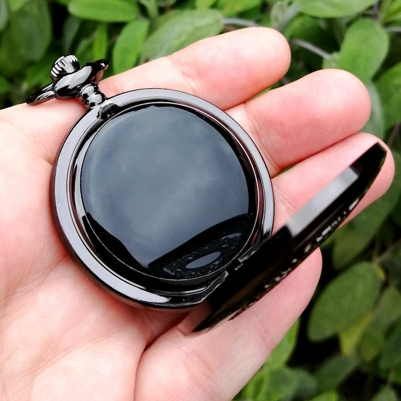scrying mirror
