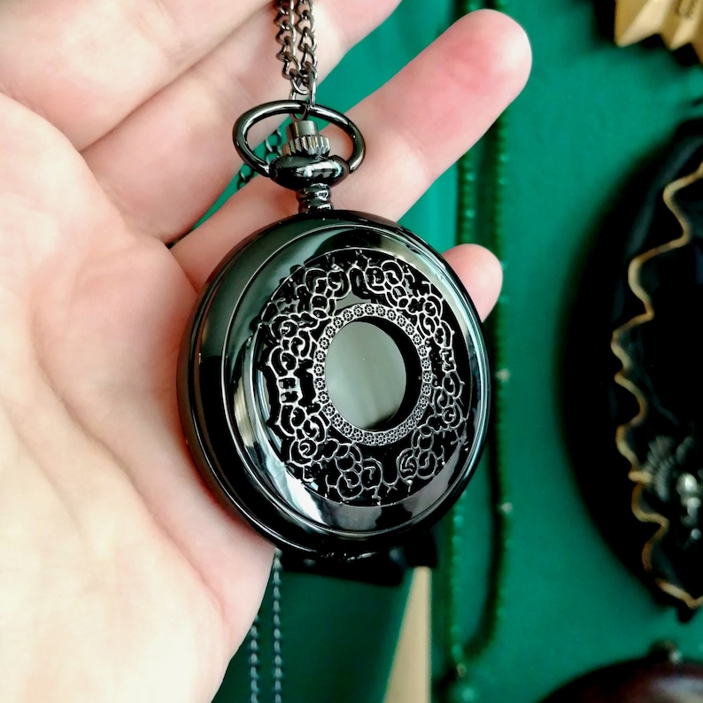 scrying mirror