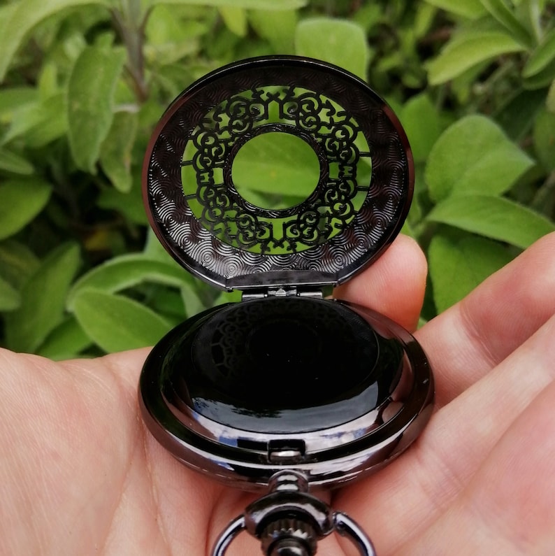 scrying mirror