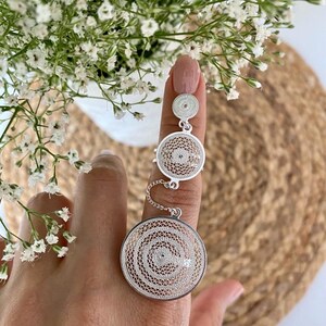Anillo ajustable hecho a mano: arte en filigrana de plata de ley maciza 925: regalo de joyería para ella