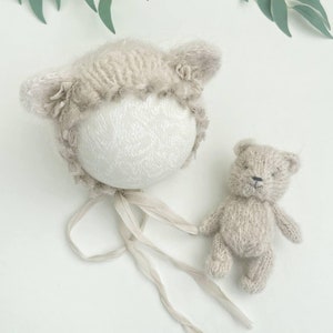 Bear outfit, kitty knitted outfit, Long sleeve footed romper, pajama set, boys outfit, Pom hat with romper, newborn photography props