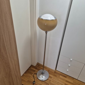 Harvey Guzzini Bud / yellow plastic Lamp / Space Age Ceiling Light / Italian Design, 70s / Meblo for Guzzini