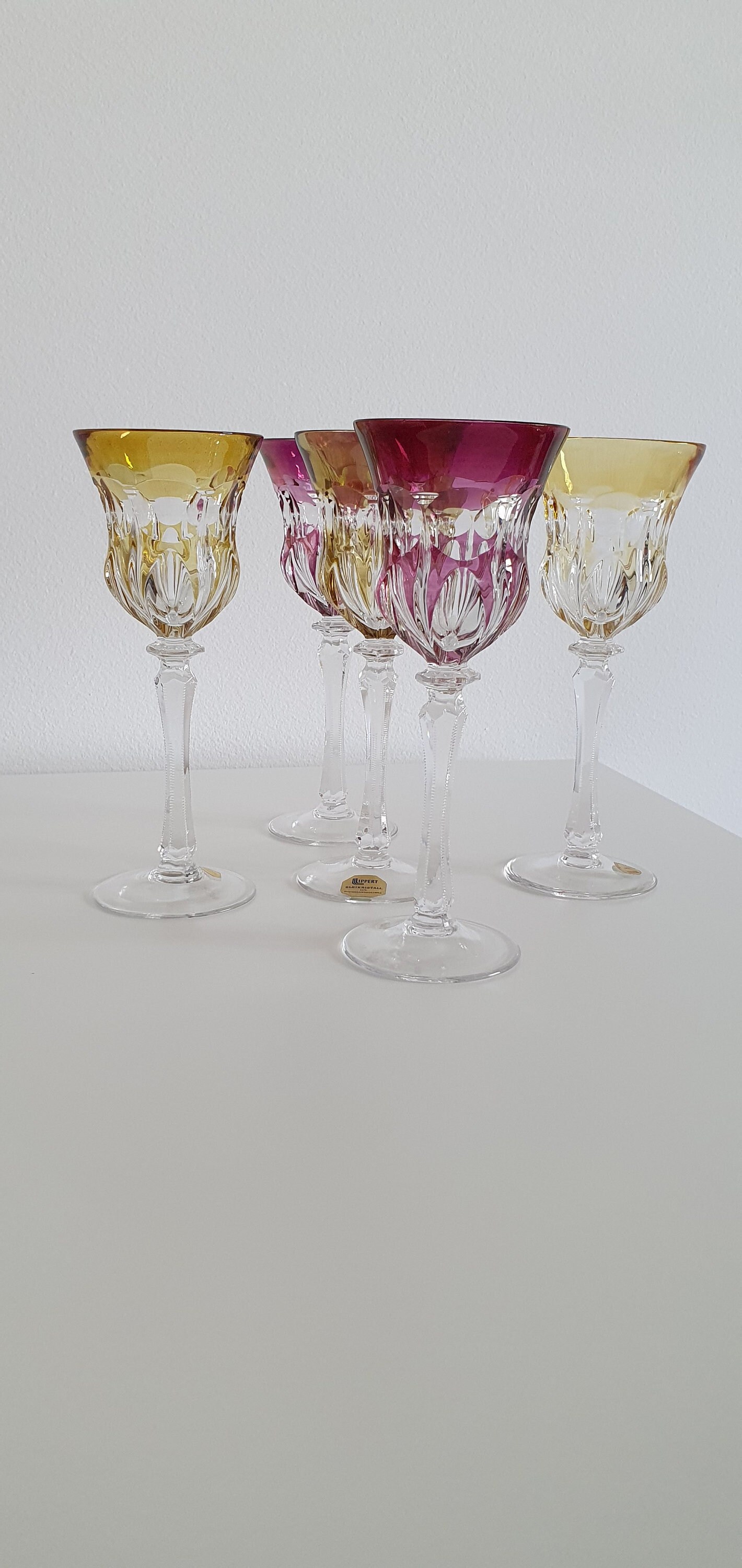 Set von 5 Kristall Weingläsern / Gläser von Lippert / Vintage Weingläser