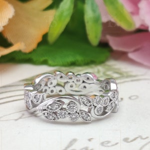 Art Deco Round Moissanite Wedding Band Women, Round Moissanite Miligrain Vintage Style Ring, Filigree Antique Nature Inspired Ring For Her