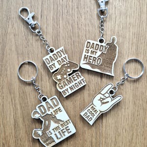 Wooden keychain, Father&#39;s Day, Daddy, Dad gift, Father&#39;s Day gift, personalized keychain, engraving