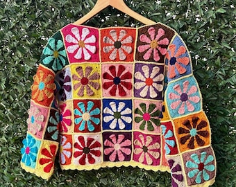 Maglione fatto a mano all'uncinetto con fiori - Cardigan colorato Boho Grandma Square