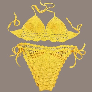 Ensemble de bikini au crochet, maillots de bain d'été bohème, vêtements de plage vintage, haut et bas triangulaires réglables, bikini festival, cadeau de remise des diplômes, cadeau fait main