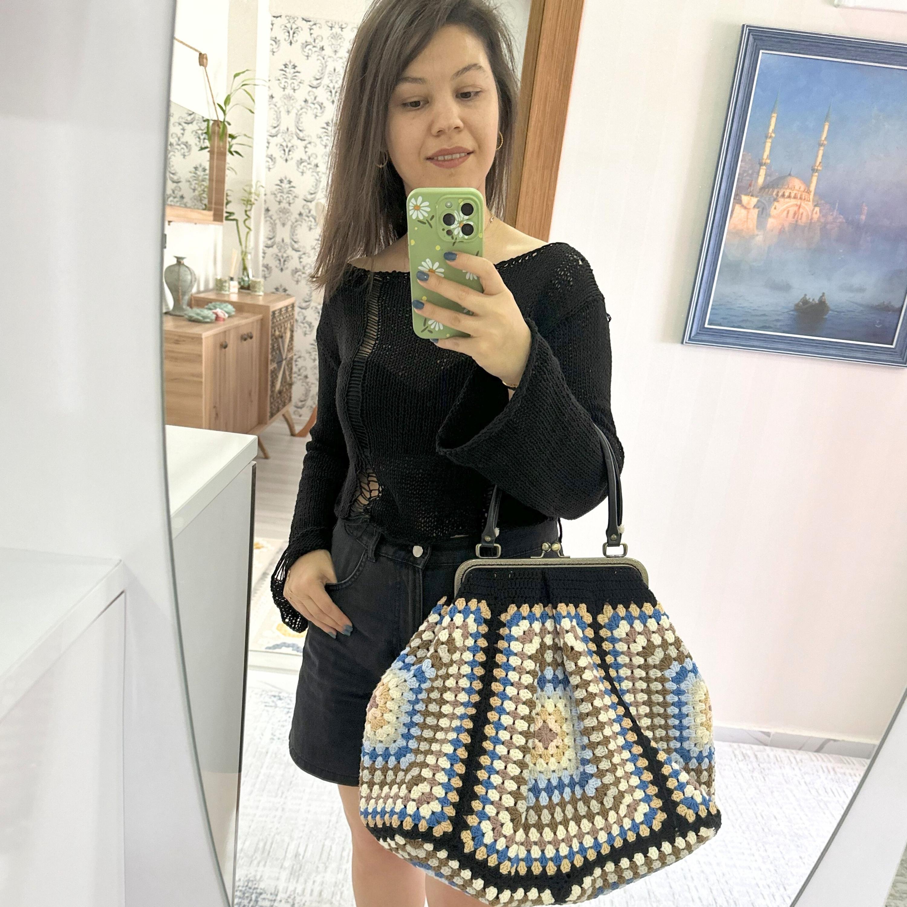 Crochet Bag With Kiss Lock Metal Frame,crochet Bauletto,vintage