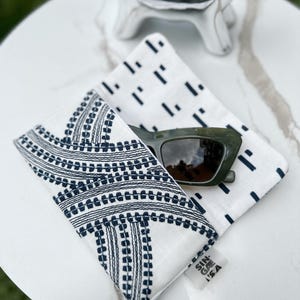 Handmade Fabric Sunglasses Case: Minimalist Boho Glasses Pouch