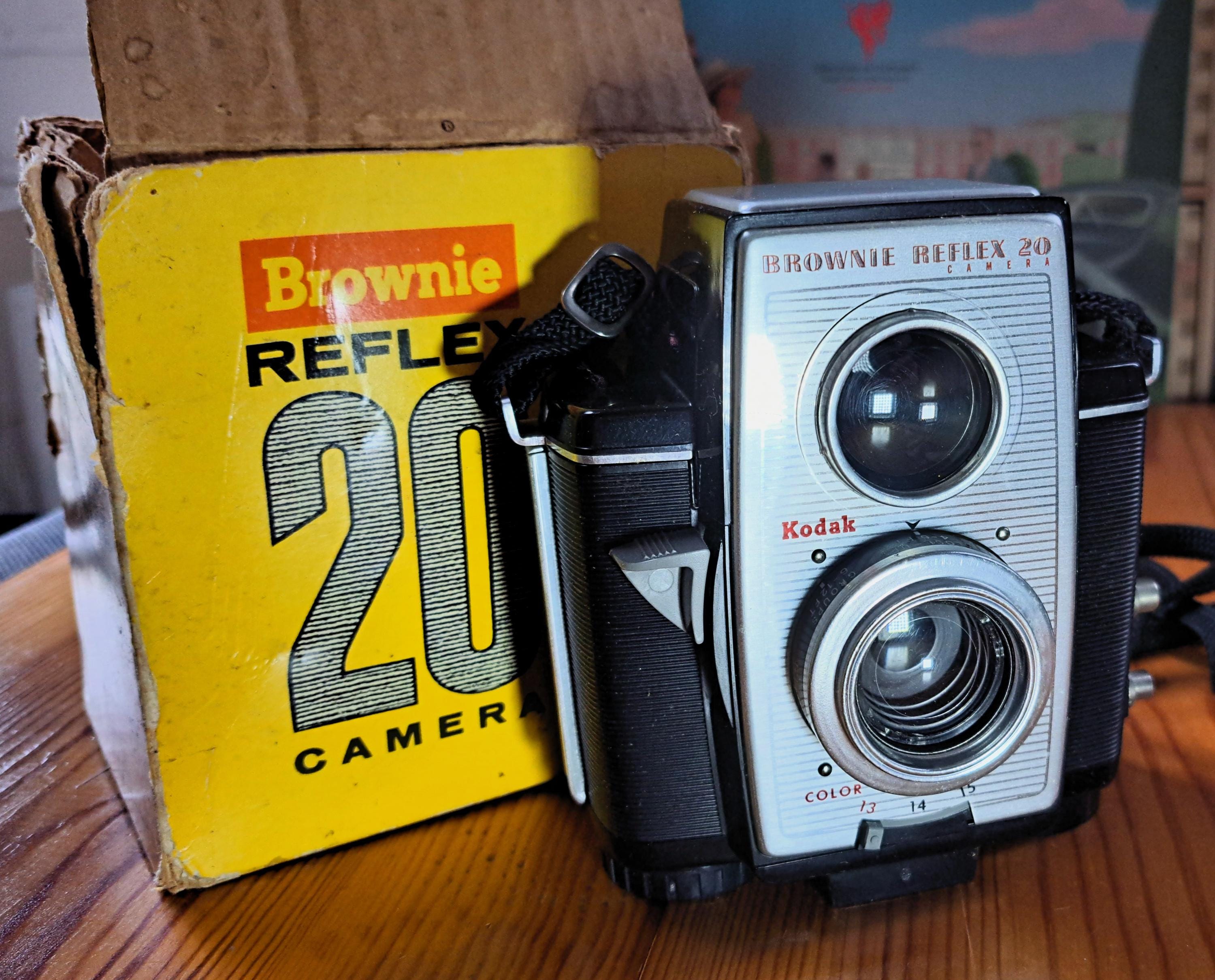 Appareil Photo Argentique TASCO Avec Jumelles Intégrées 7x20 - Format 110