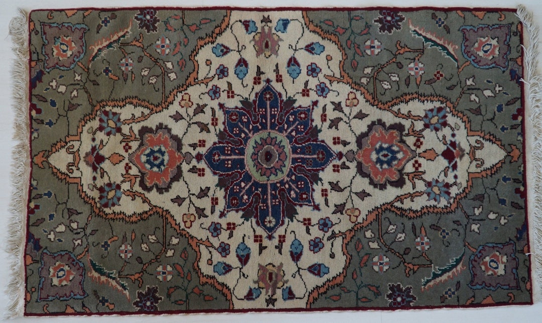 Flowery Design Unique Turkish Rug, Ottoman Style Rug, Handmade ...