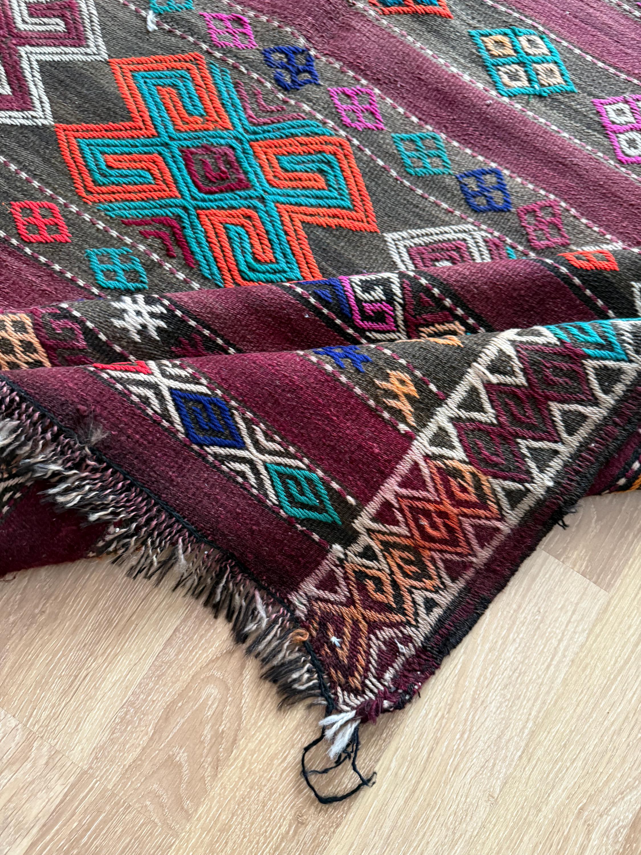 5x10 Turkish Kilim Rug, Vibrant Colors With Ram’s Horn Motif, Handmade ...