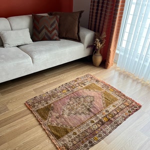 Kleiner Vintage türkischer handgewebter Teppich, kleiner bunter Teppich, weiche Farbe Antiker Wollteppich für Haus, schönes dekoratives Geschenk für Haus 3x4