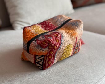 Turkish Kilim Bag, Vintage Handmade Boho Purse, Unique Carpet Bag, Authentic Handwoven Fashion Accessory, Small Decorative Handmade Bag