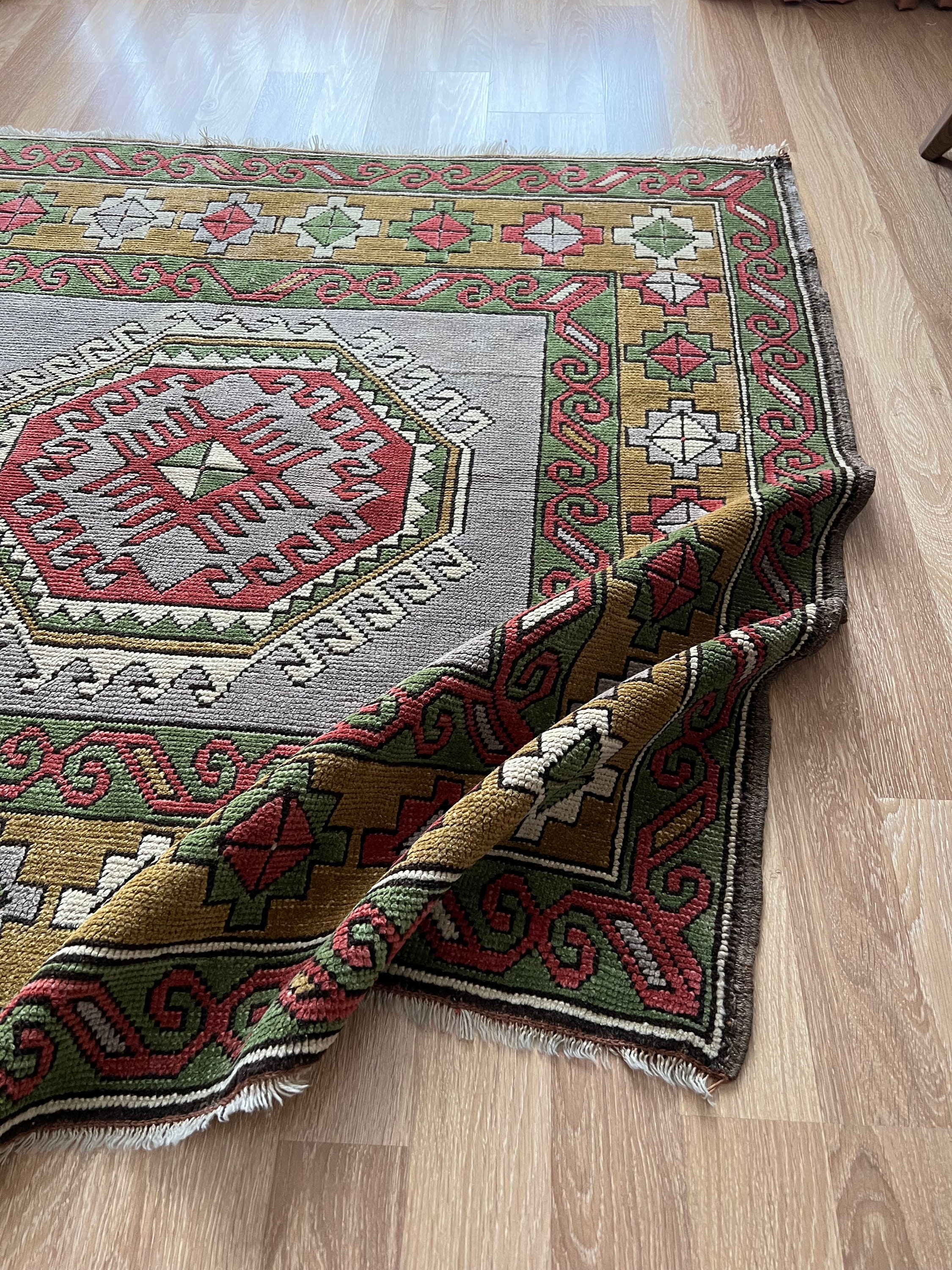 4x4 Green Bohemian Vintage Rug, Wedding Gift, Traditional Floor Rug ...