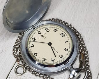 Vintage Soviet Pocket Watch Molnija Victory in the GPW 1941-45, USSR NOT WORKING Molnija pocket watch – Victory in Great Patriotic War with  main image 4