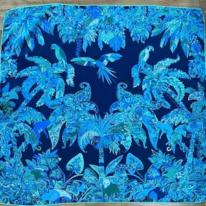 Silk scarf Seidenmann, 62x65 cm. Made in Switzerland.