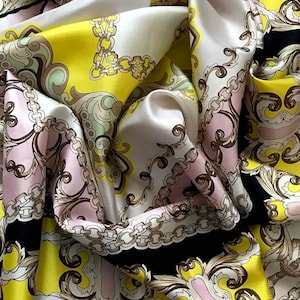 CODELLO silk scarf, 89x86 cm.