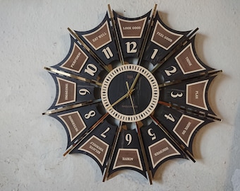 Wellness Uhr: Moderne Holz Wanduhr (50cm)