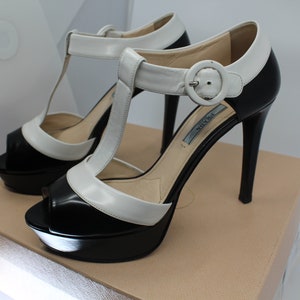 Prada women&#39;s shoes black and white high heel