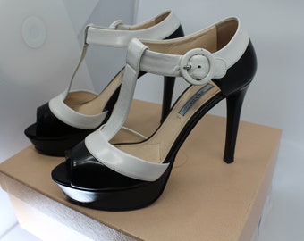 Prada ladies shoes black and white high heel Vintage