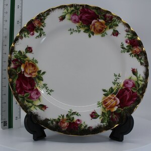 Royal Albert Old Country Roses cake plate 13 cm