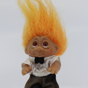 Dam troll yellow hair