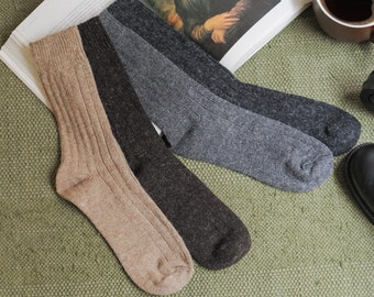 GoWith 2-4 Paar Alpakasocken für Trekking, Weiche Wintersocken für Damen und Herren, Merino Wolle, Vorgewaschen, Dicke Thermo Socken, 3095