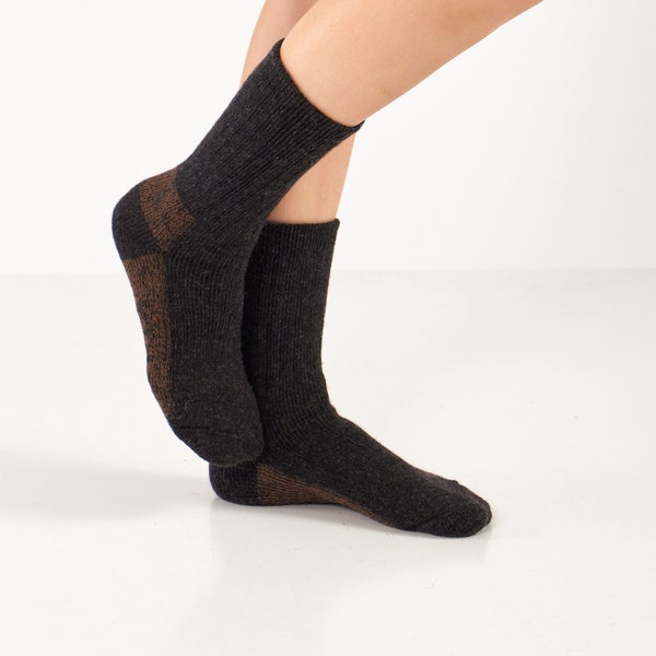 GoWith 1 Pair Unisex Alpaca Wool Thermal Hiking Boot Socks | Warm Cozy Winter Outdoor Crew Socks | Christmas Gift | Model: 6006