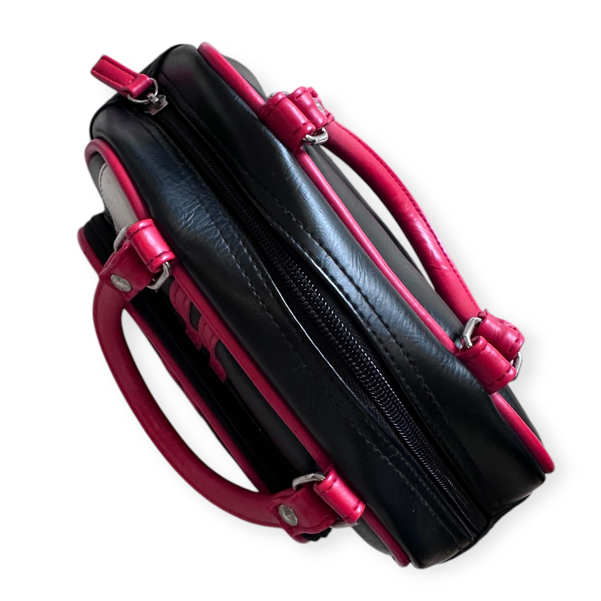 ヴィンテージ 革バッグ フリンジ ロック ネイティブ インディアン 古着 サイケ USA VINTAGE EMBBOSED FRINGE DESIGN LEATHER SHOULDER BAG