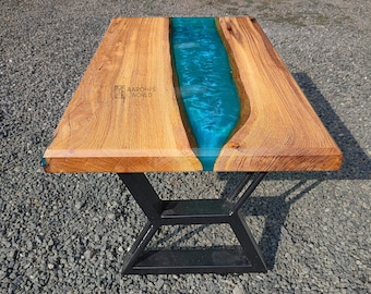 Epoxy resin coffee table of oak wood, 30x18 inch