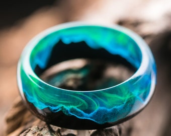 Wood Green resin ring |glow handmade jewelry| Polar night  wooden craft rings with magic tiny landscape| Epoxy resin ring gift for her him