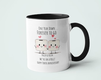 Mug personnalisé 1er anniversaire : rouleau de papier toilette rigolo en cadeau