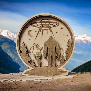 Alien Bigfoot Magnet-Wood Layered Laser Engraved