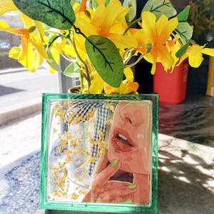 Decorative Resin Tray: Handmade Jewelry Dish or Coaster