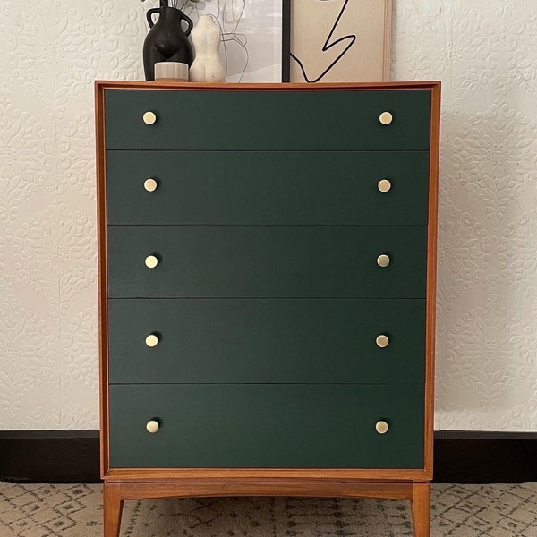 Custom Painted Furniture | Vintage Furniture | Retro Furniture | Chest of Drawers | Personalised Furniture | Commission Furniture |